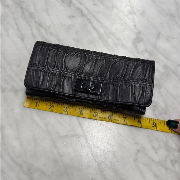 Prada Black Leather Gaurfre Pleat Wallet - Picture 12 of 14